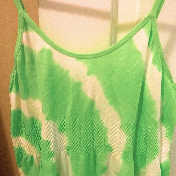 🆕🔥TIE DYE GREEN&WHITE ADJUSTABLE STRAP MIDI dress super cute and super soft - Picture 2 of 6